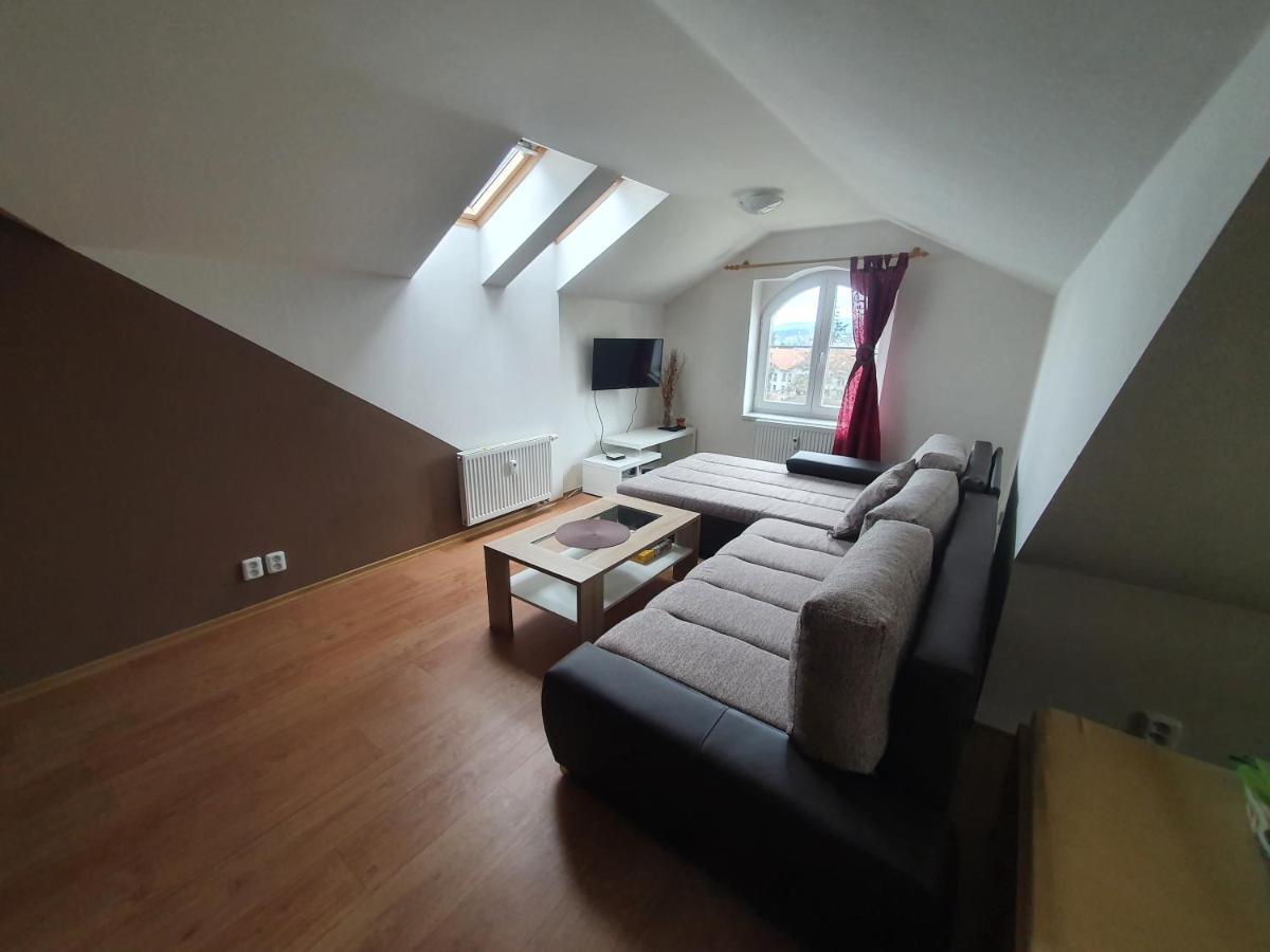 Apartmany Lipno-1 ลิปโนนัดเวิลตาวู ภายนอก รูปภาพ