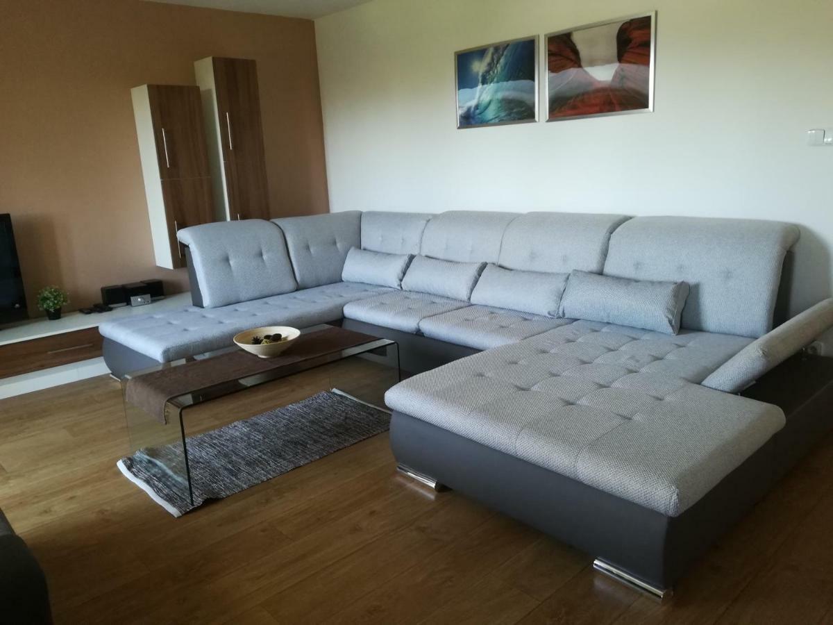 Apartmany Lipno-1 ลิปโนนัดเวิลตาวู ภายนอก รูปภาพ